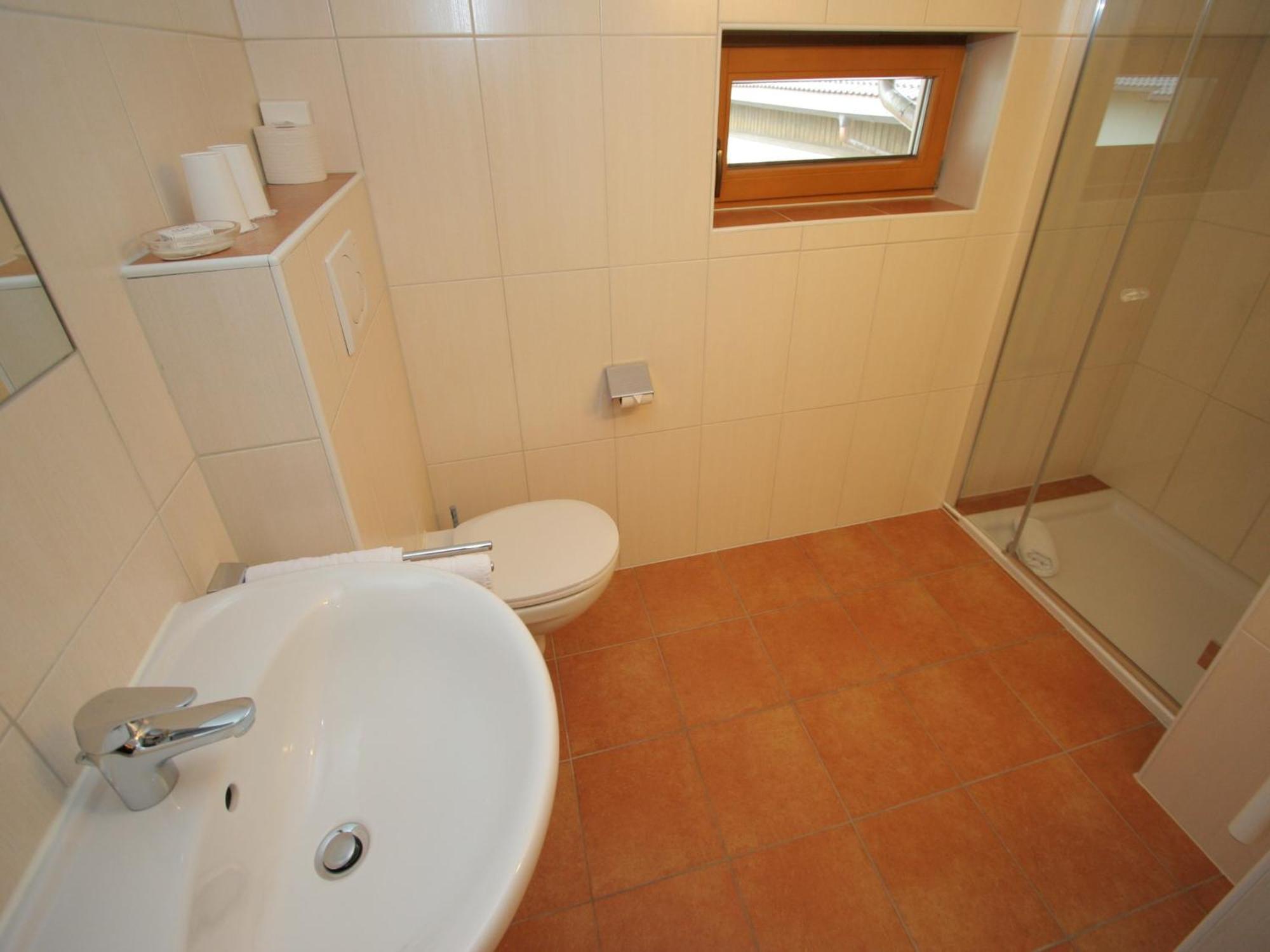 Spacious Apartment In Uderns Near Ski Area Exterior photo